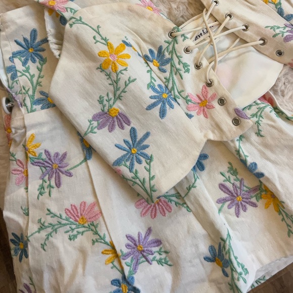 For love and lemons Majorie set :) - Picture 2 of 3